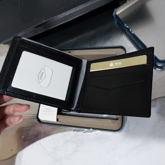 FOSSIL Men's Ryan Leather Wallet With Original Durable Tin Can Bifold With Flip - Picture 6 of 10